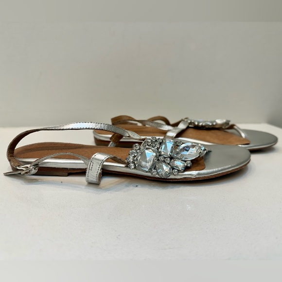 Corso Como Silver 'Fossol' Jeweled Thong Sandals (Size 8) Good Condition - Picture 5 of 6